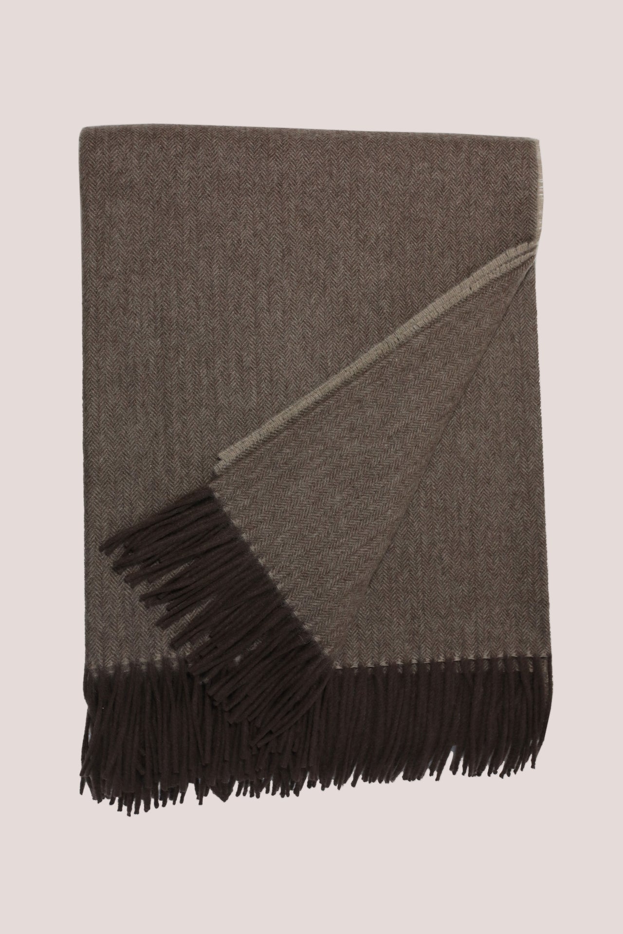 Classic Herringbone Ripple Cashmere Blanket - Dark Brown x Ecru