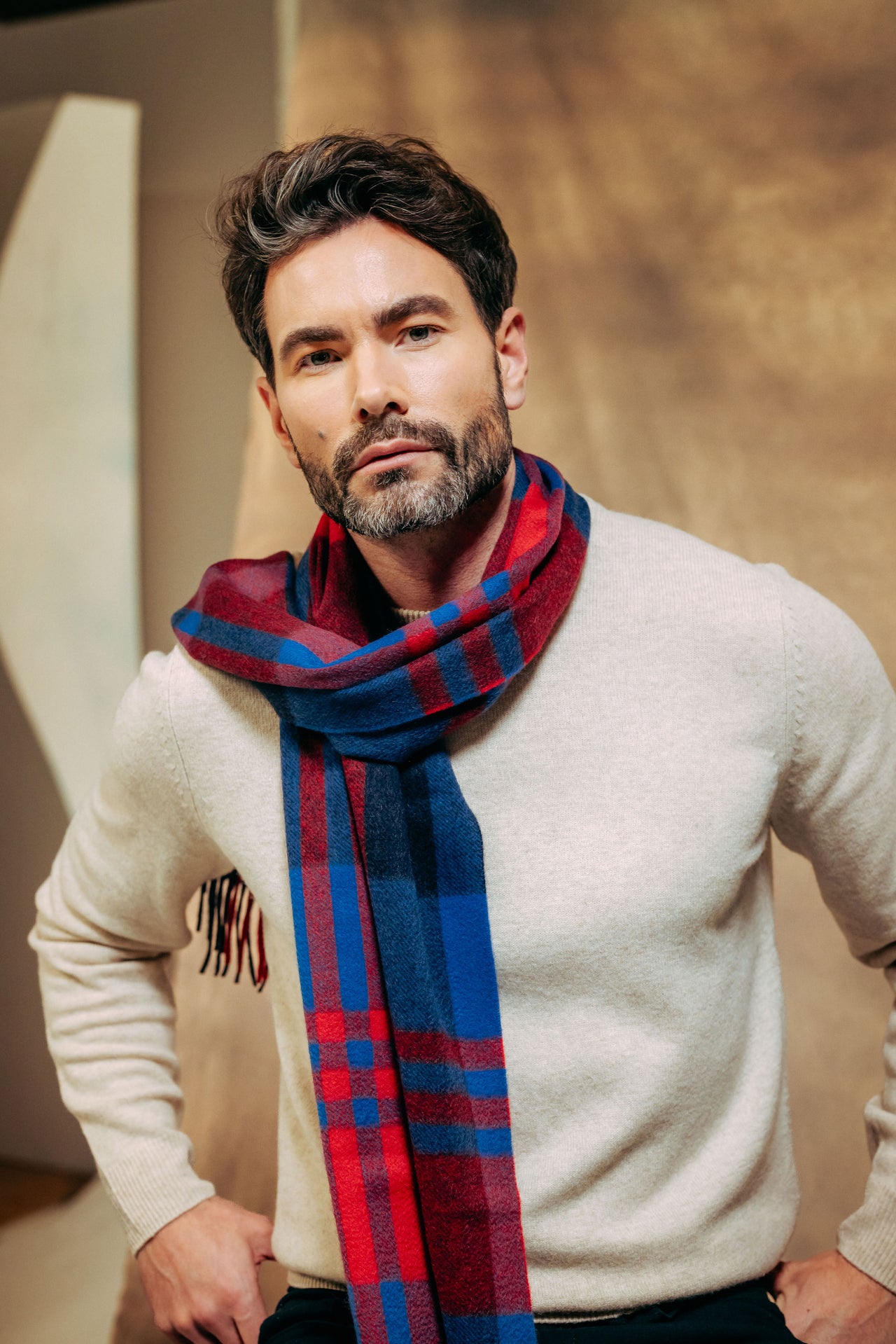 Black Watch 100% Cashmere  Scarf - Red x Blue