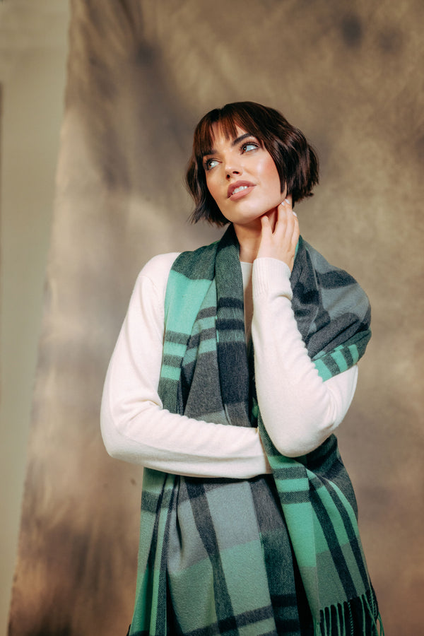 Black Watch Ripple 100% Cashmere  Stole - Green x Black
