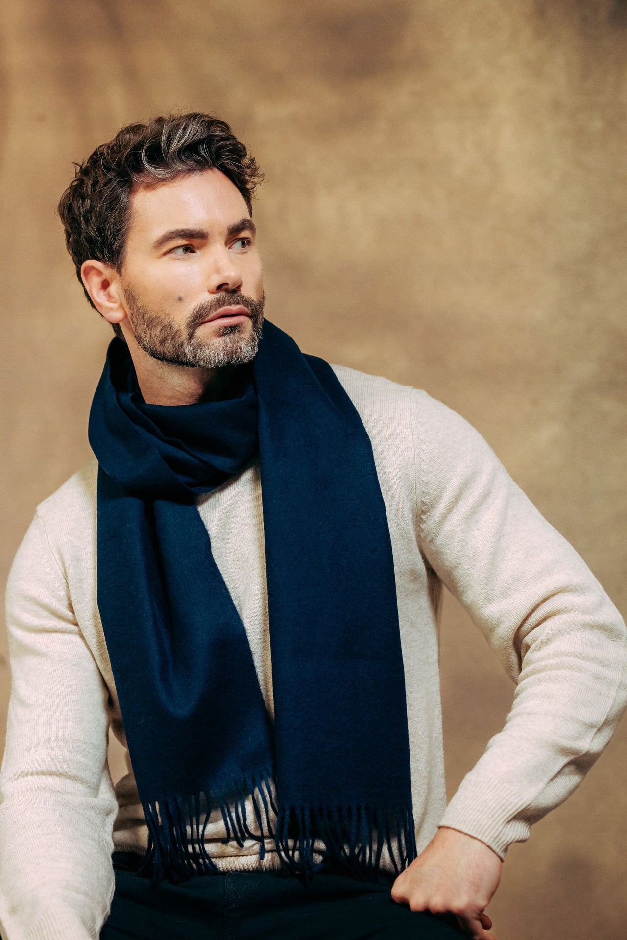 Joshua Ellis | Classic Plain 100% Lambswool Scarf - Navy Blue