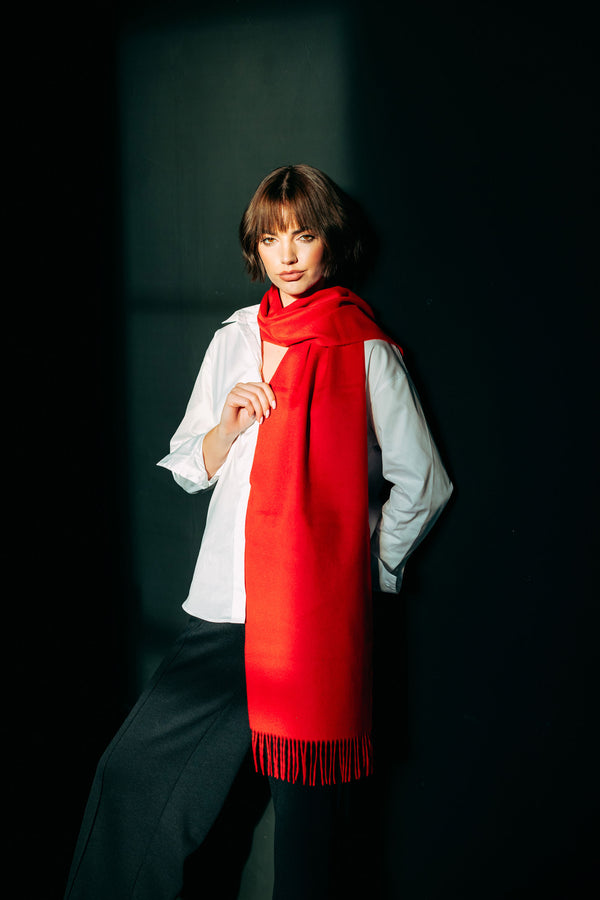 Woman wearing 100% Lambswool Scarf - Red