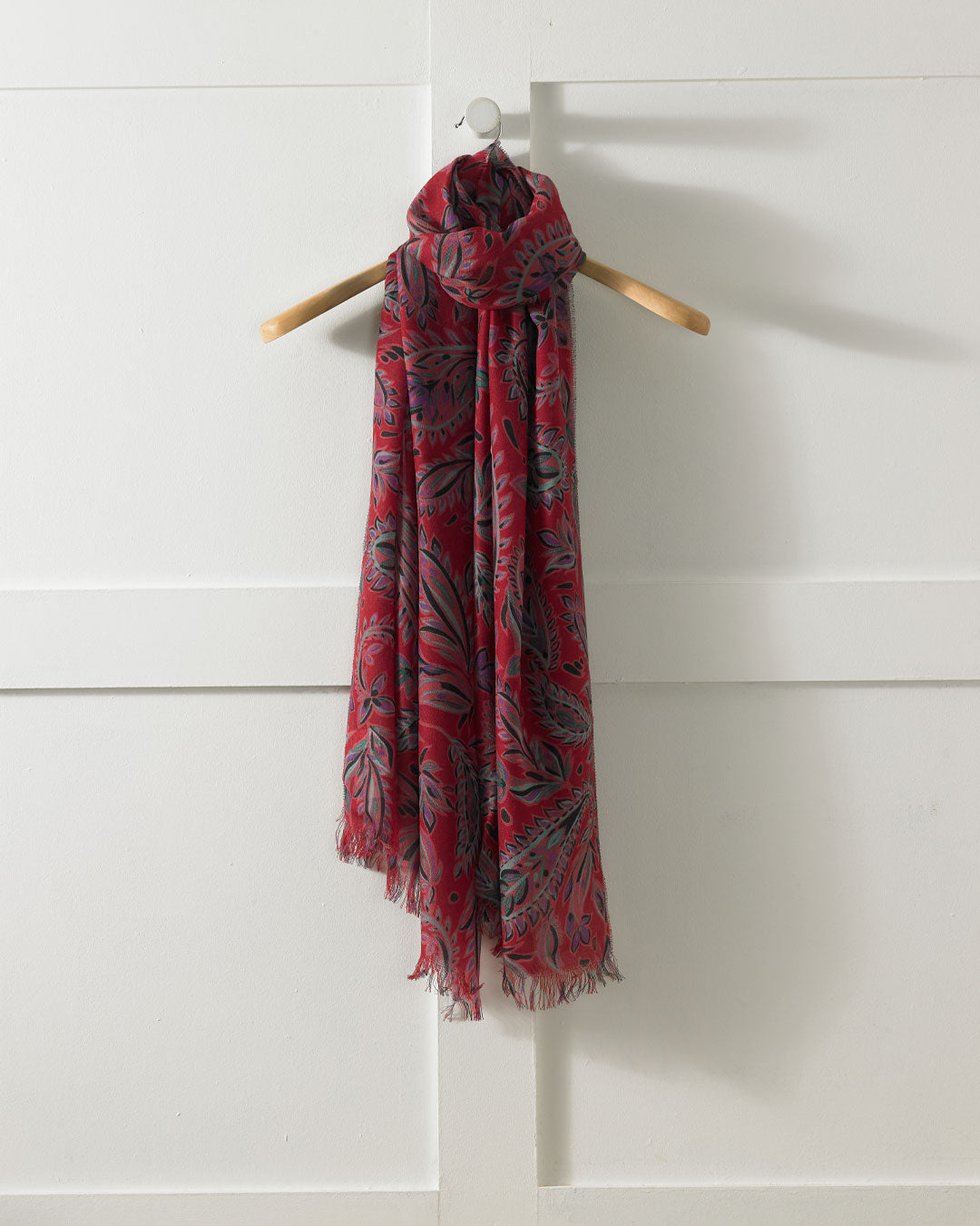 Lightweight Paisley Print Cashmere Stole