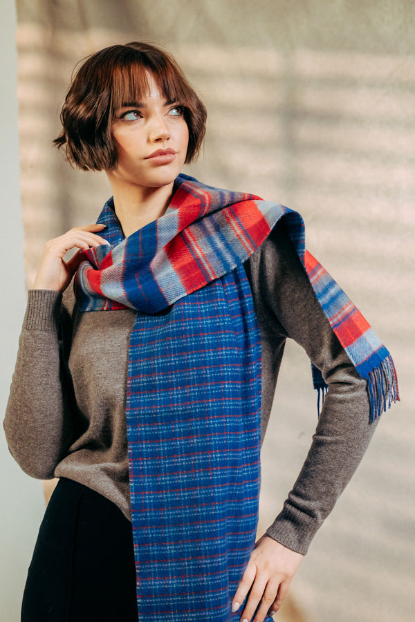 Doublefaced Check Brushed 10% Cashmere 90% Lambswool Scarf - Red x Grey x Blue