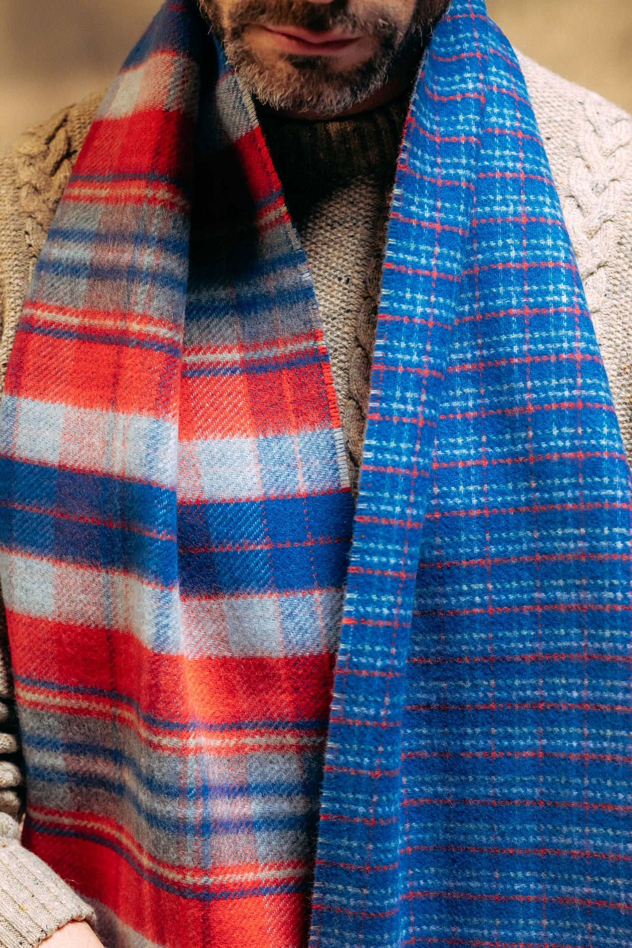 Doublefaced Check Brushed 10% Cashmere 90% Lambswool Scarf - Red x Grey x Blue