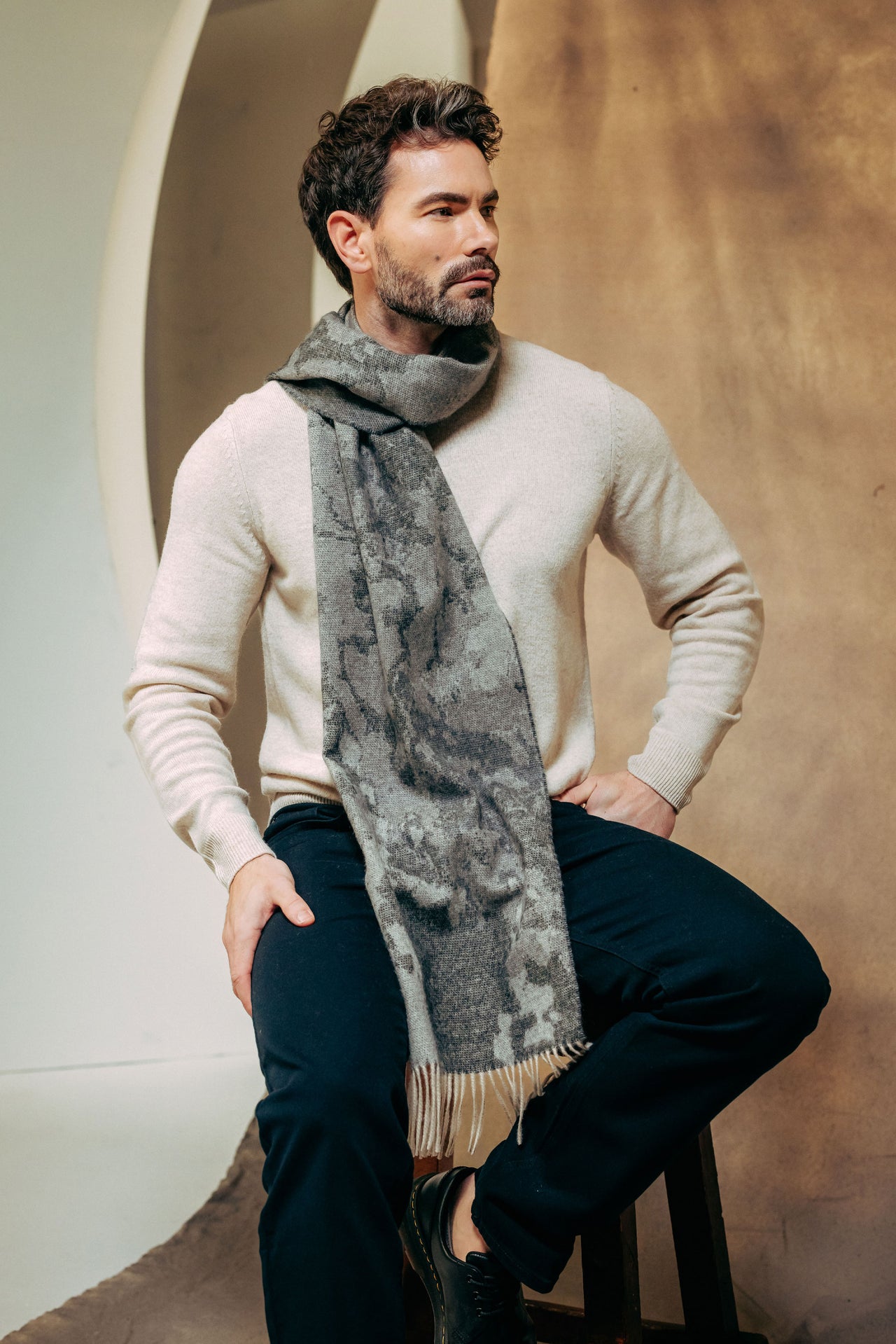 Jacquard Ripple 100% Cashmere  Scarf - Grey