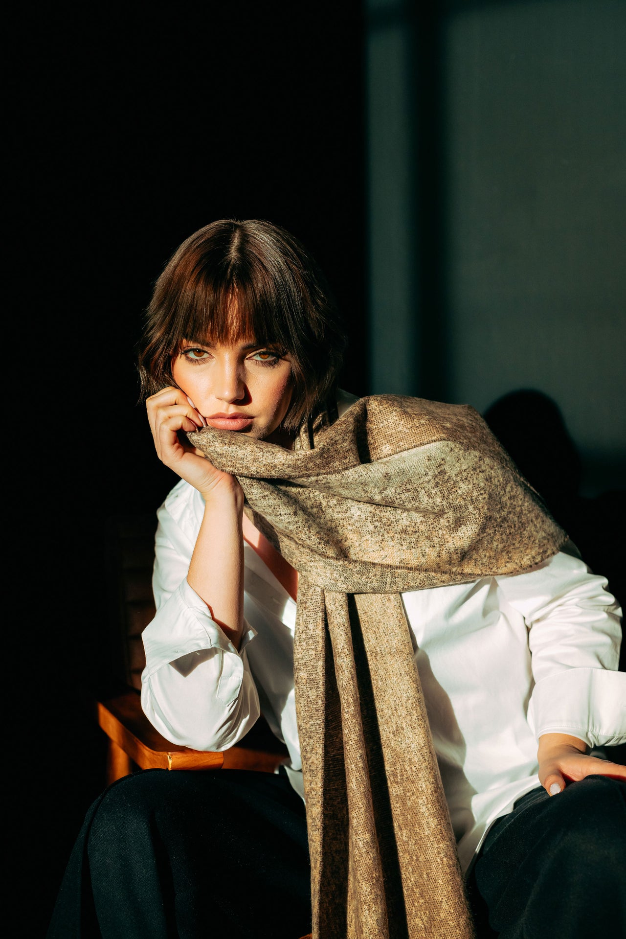 Jacquard Ripple 100% Cashmere  Scarf - Brown